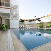 Kinali Butik Otel Havuz 1